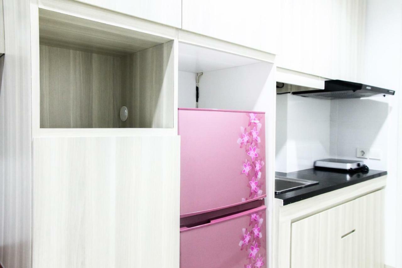 View At Azalea By Travelio Apartemen Bekasi